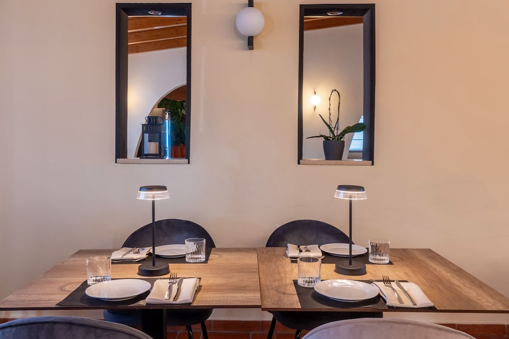 Tiber Suite 24/29