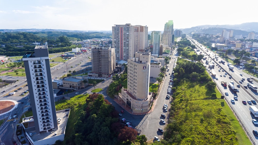Lummina Hotel 39/42