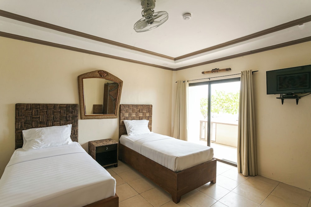 Turtle Bay Dive Resort 16/49