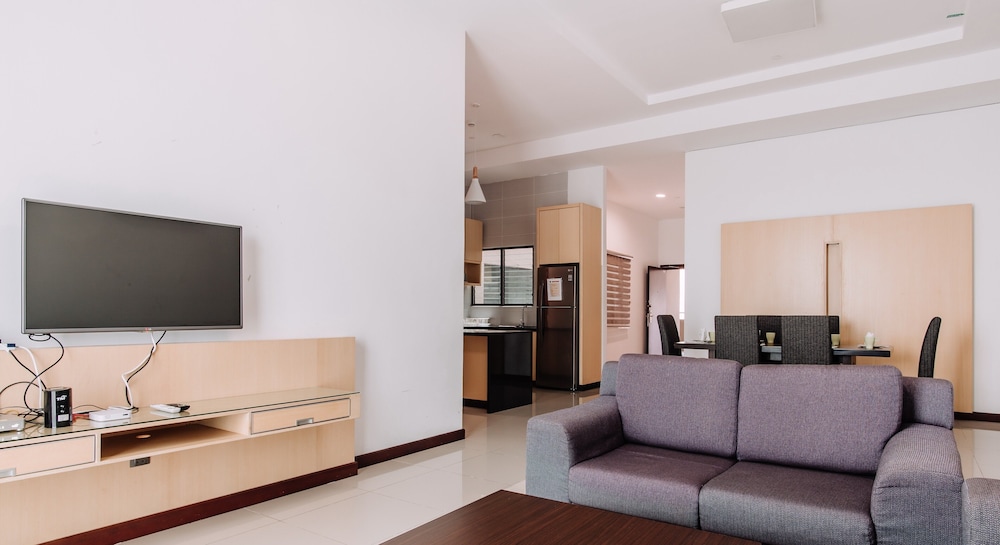Imperial Suites Serviced Apartment 36/50