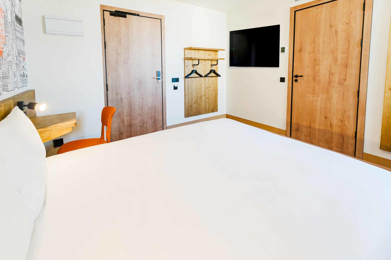 easyHotel Alicante Centro 19/58
