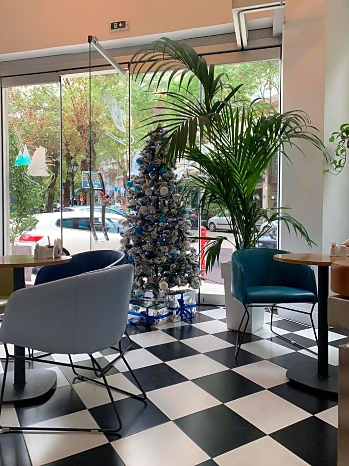 Blue Bottle Hotel 82/90