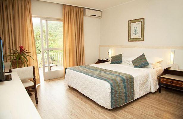 Deluxe, Apartment, Valley View