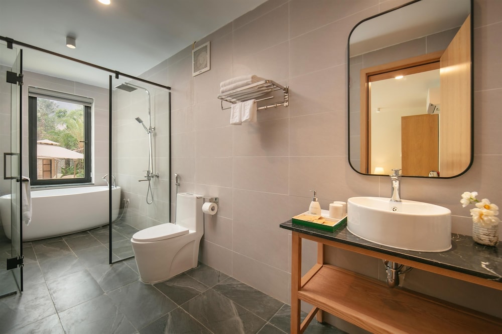 Rivana Retreat 45/46