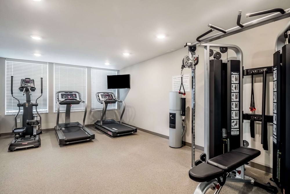 Woodspring Suites Riverside Norco 33/49
