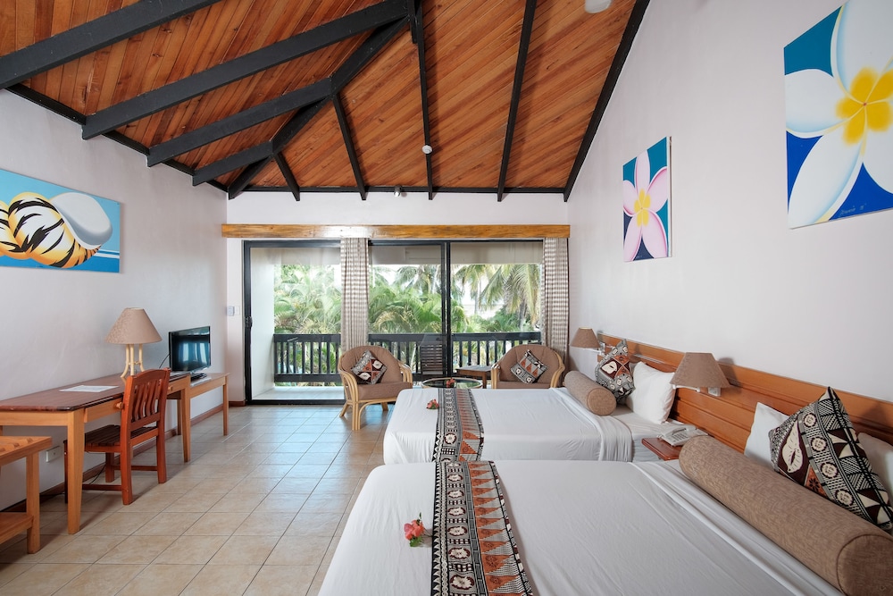 Anchorage Beach Resort 14/31
