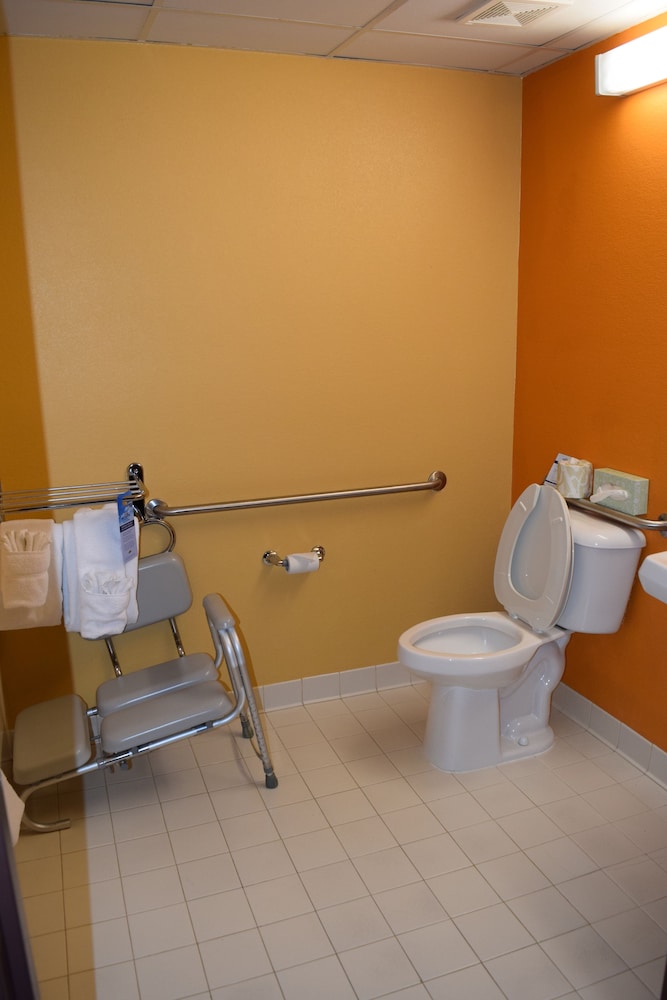 Microtel Inn & Suites by Wyndham Rock Hill/Charlotte Area 17/46
