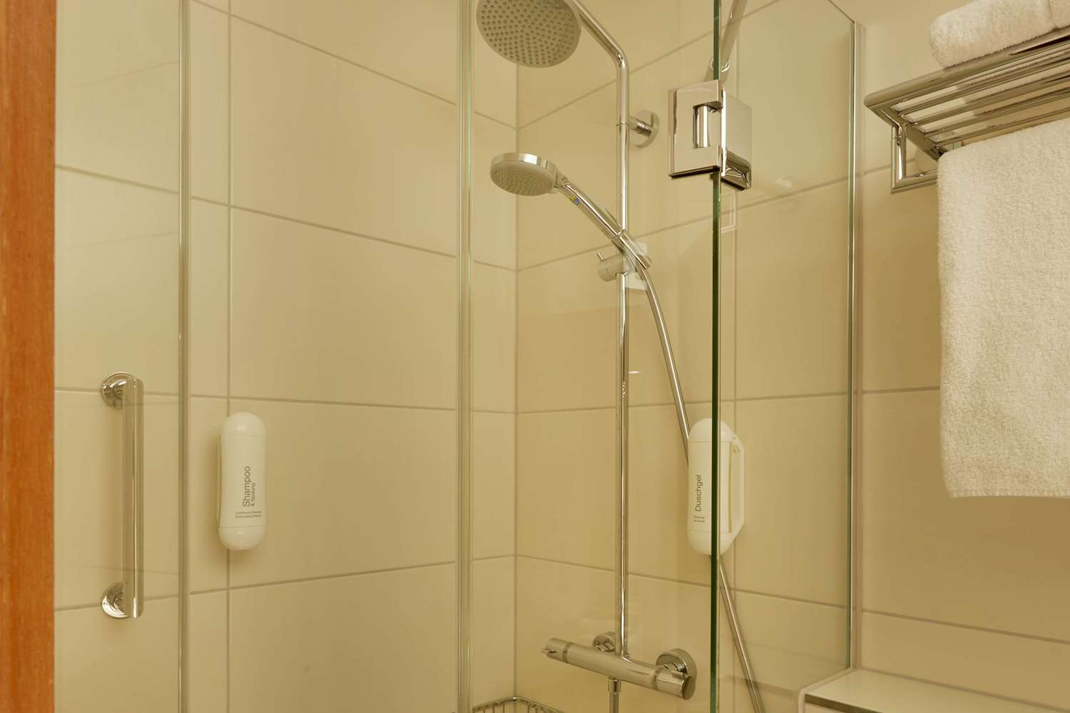 H Hotel Nuremberg Ex Ramada Landhotel 58/59