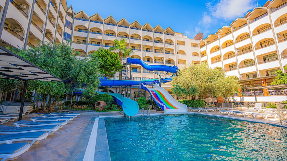 Golmar Beach Hotel 58/73