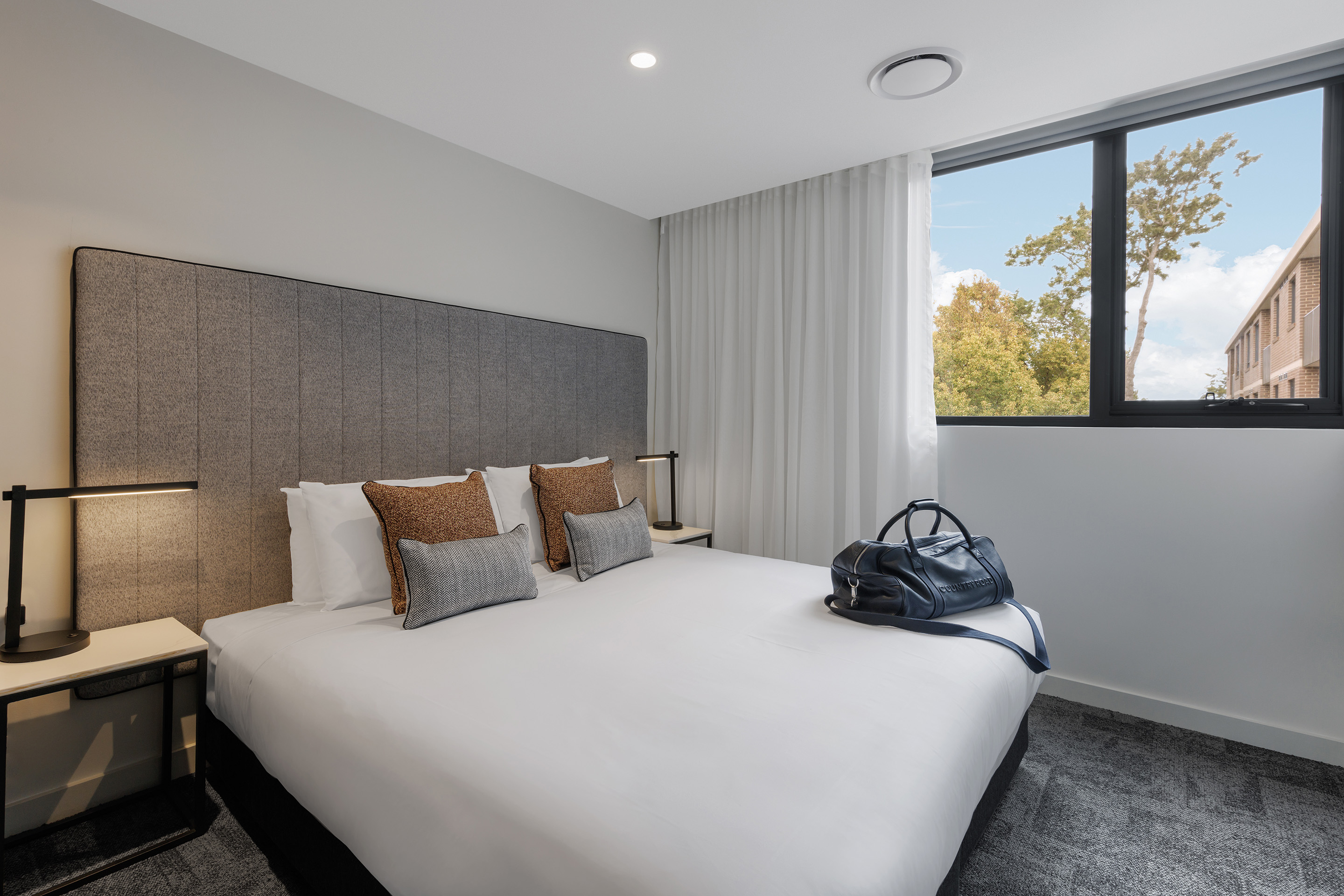 2 Bedrooms, Apartment