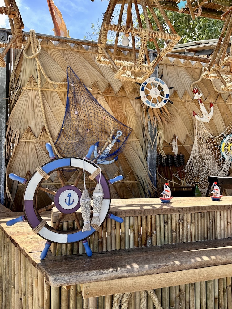 Lipe Power Beach Resort 48/50