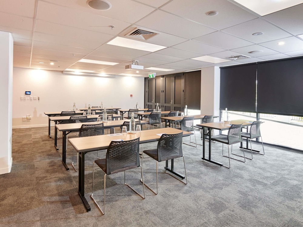 Ibis Hamilton Tainui 51/57