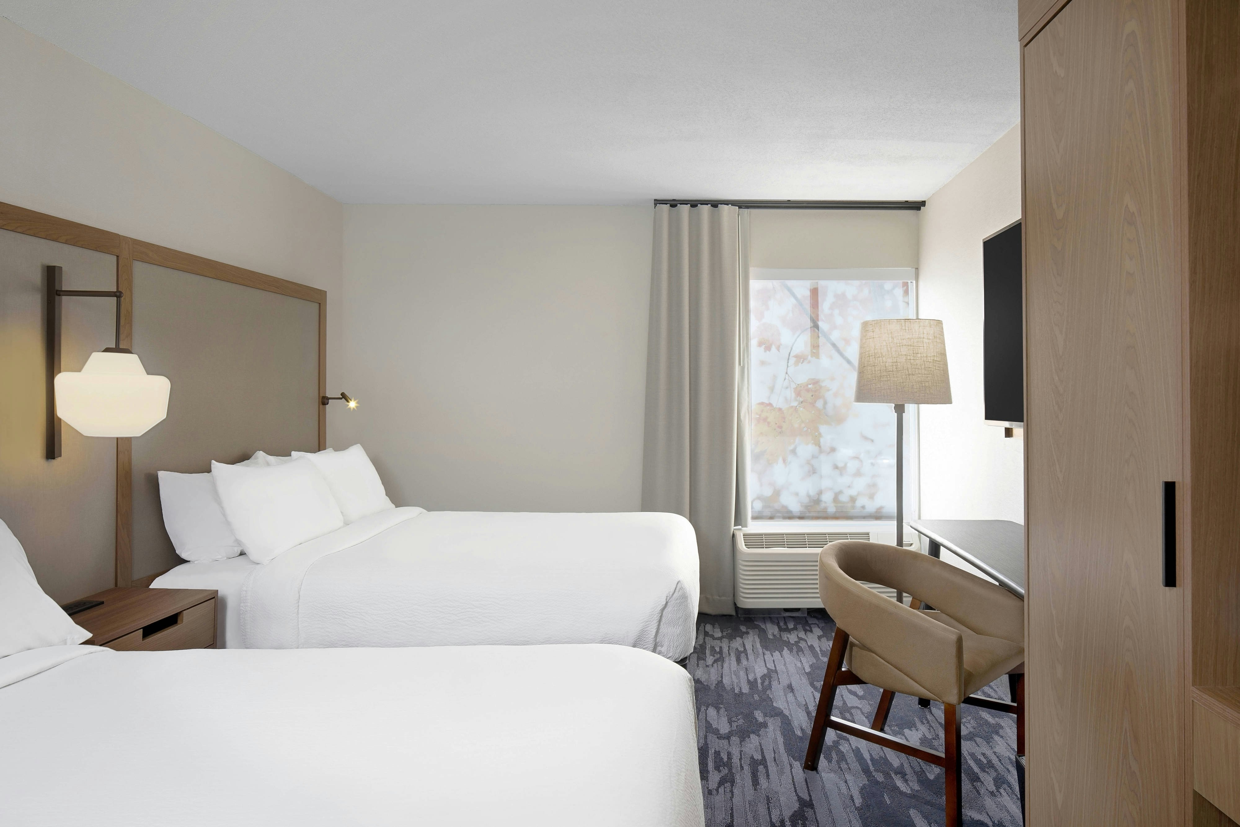 room, 2 queen beds