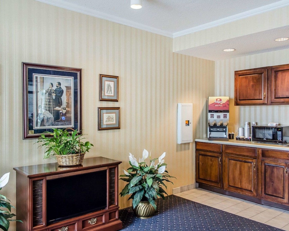 Quality Inn Gettysburg Motor 7/47
