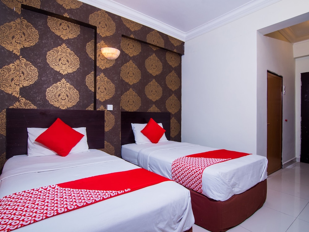 OYO 528 Andaman Sea Hotel 19/41