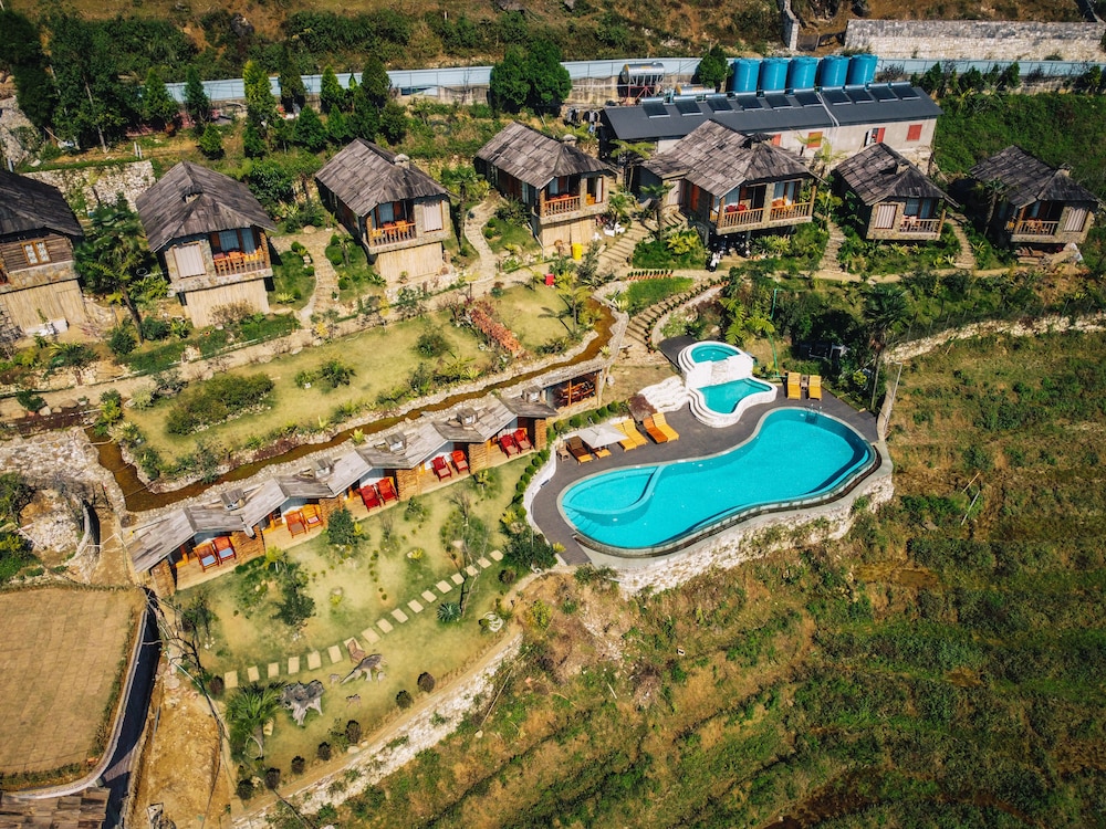 Laxsik Ecolodge 54/59