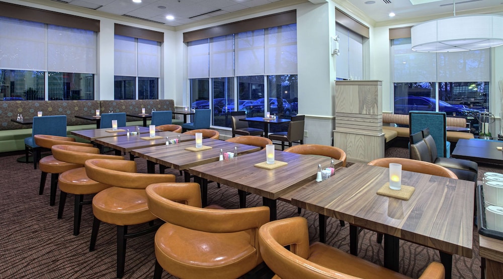 Hilton Garden Inn Huntsville Space Center 40/55