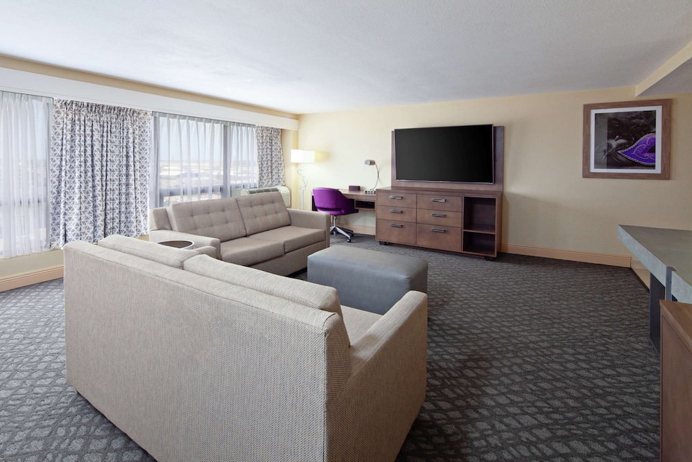 Doubletree By Hilton New Orleans Airport 30/58