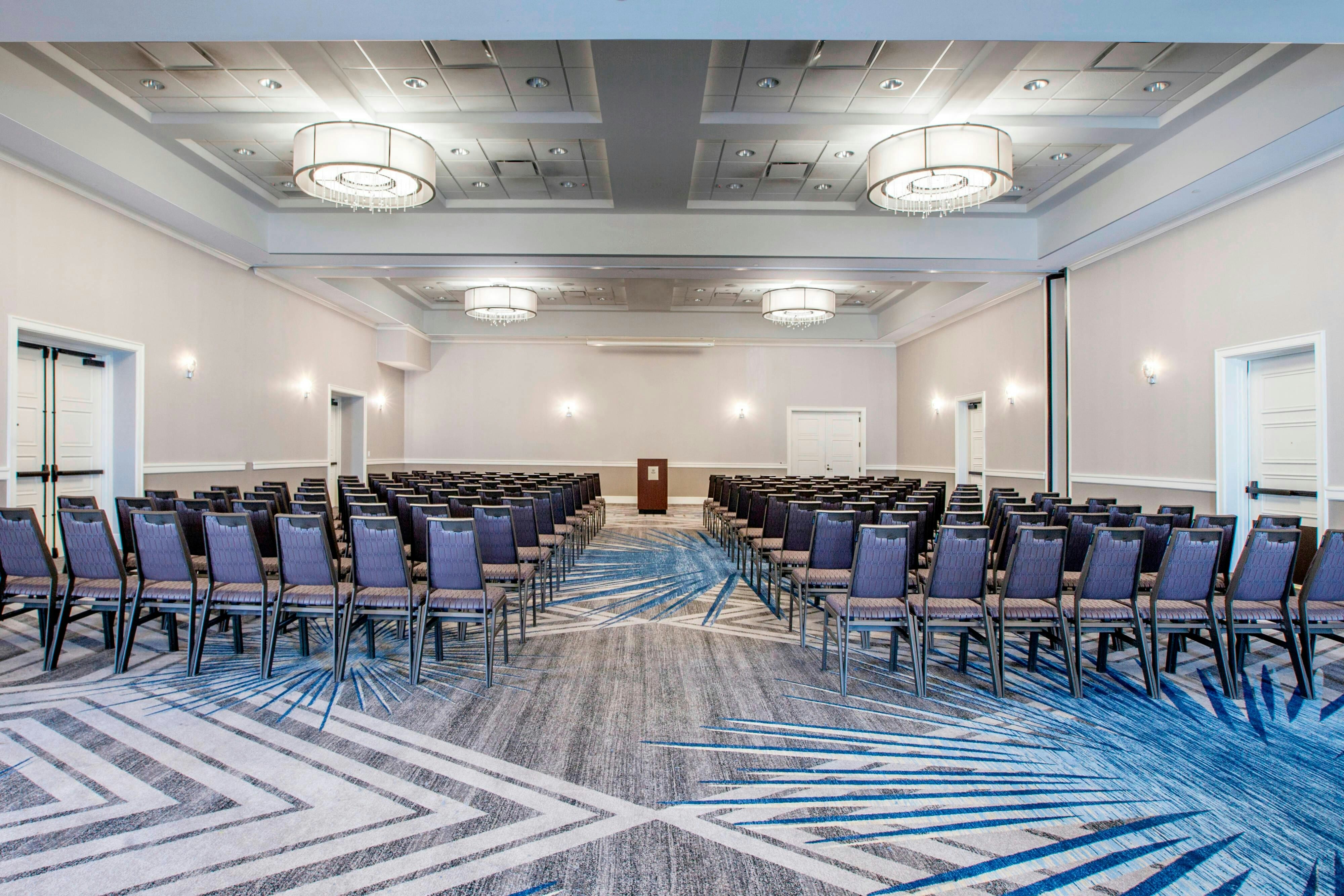 Sheraton Jacksonville Hotel 9/10