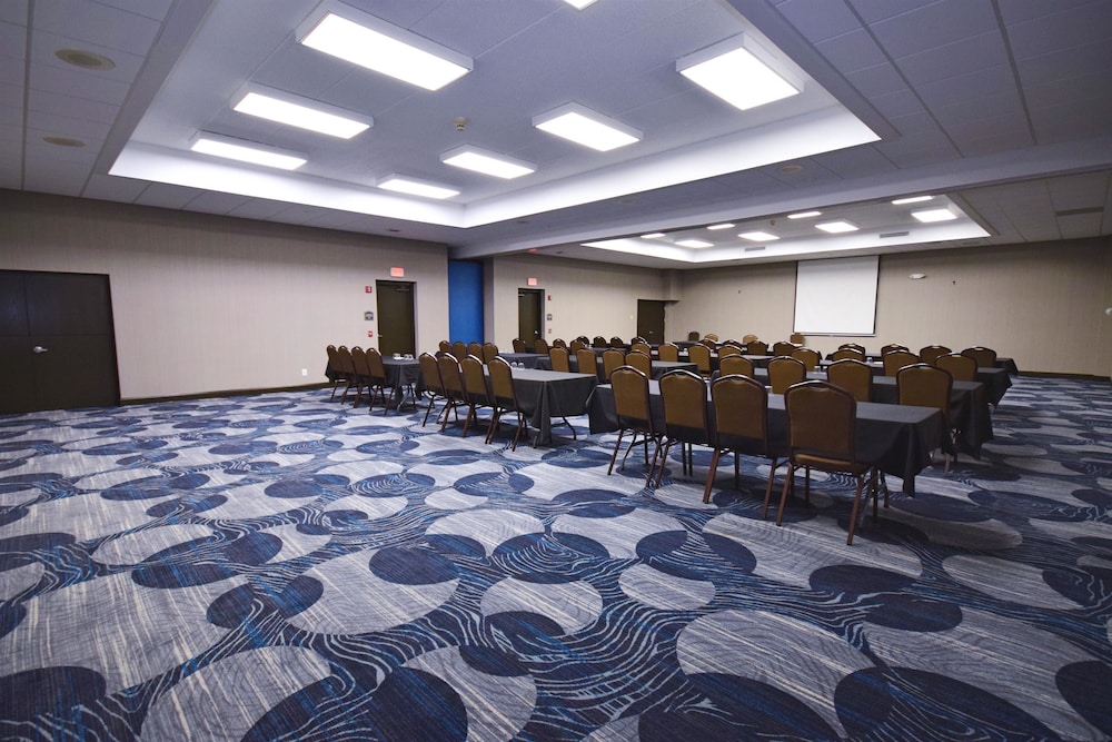 Best Western Resort Hotel & Conference Center 42/46