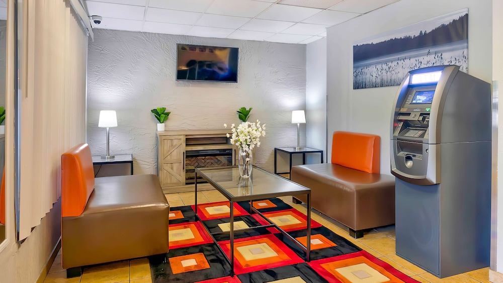 Motel6 Milwaukee, WI - Glendale 46/59