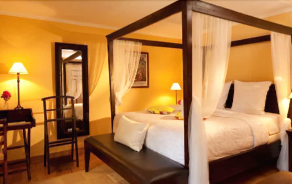 Qualys Hotel Auberge Du Manet 14/64