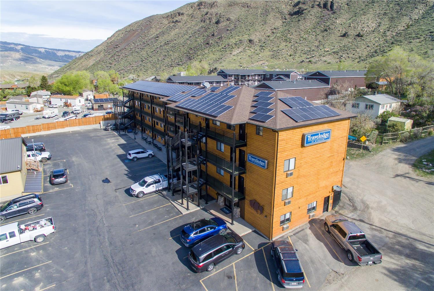 Travelodge By Wyndham Gardiner Yellowstone Park North 16/21