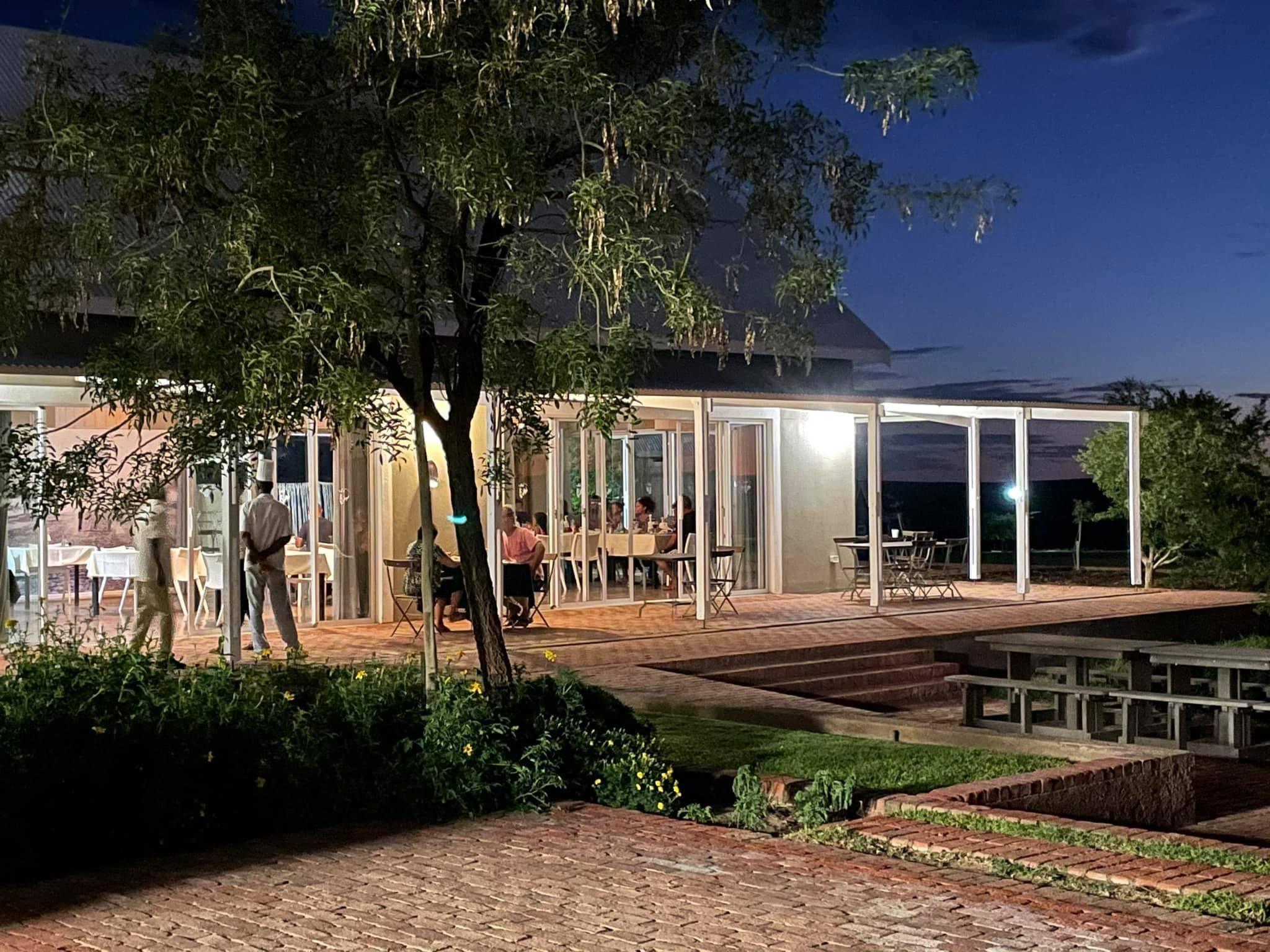 Africa Safari Lodge 16/34