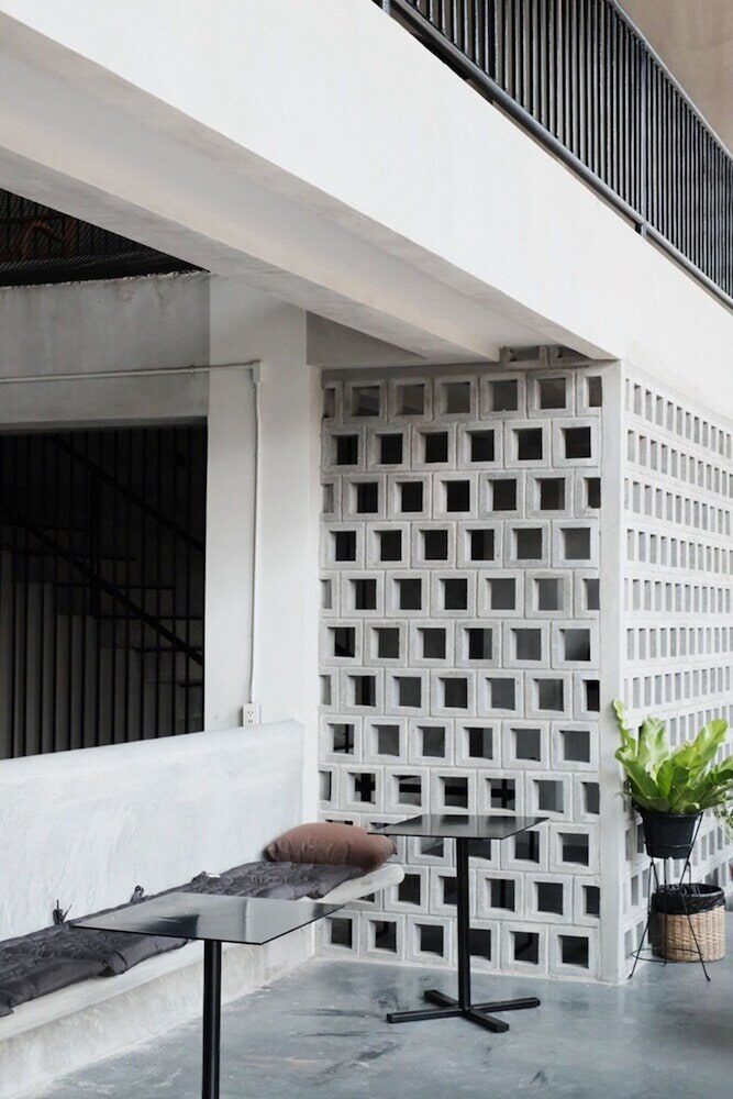 Isty Hotel 8/61