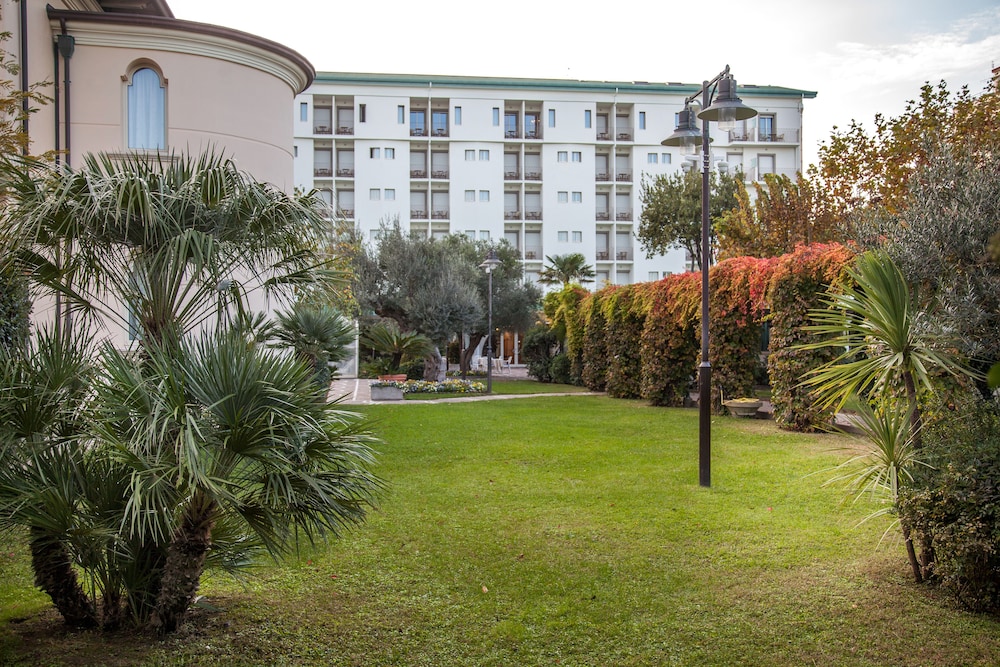 Hotel Aurelia 70/75