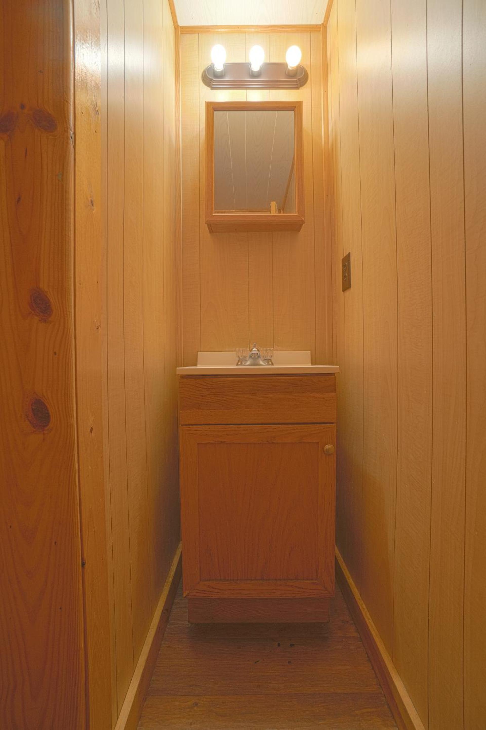 Grand Eagle Ford Lodge & RV Park Tilden By OYO 31/58
