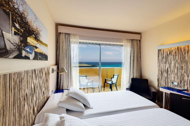Room, 2 Double Beds, Ocean View