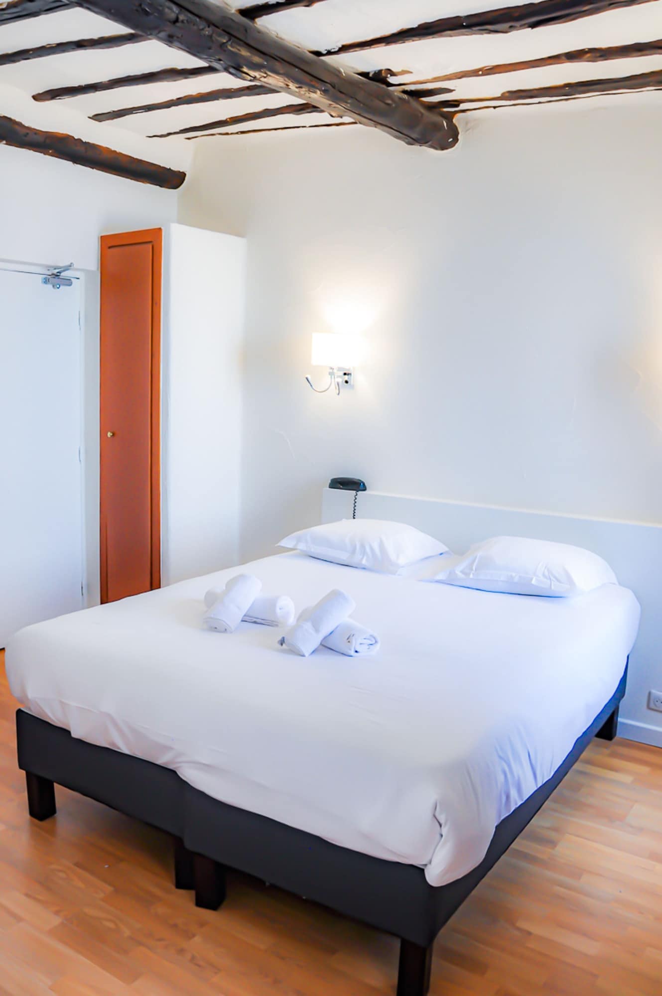 Comfort, Triple, 1 Double and 1 Single Bed, Sea View