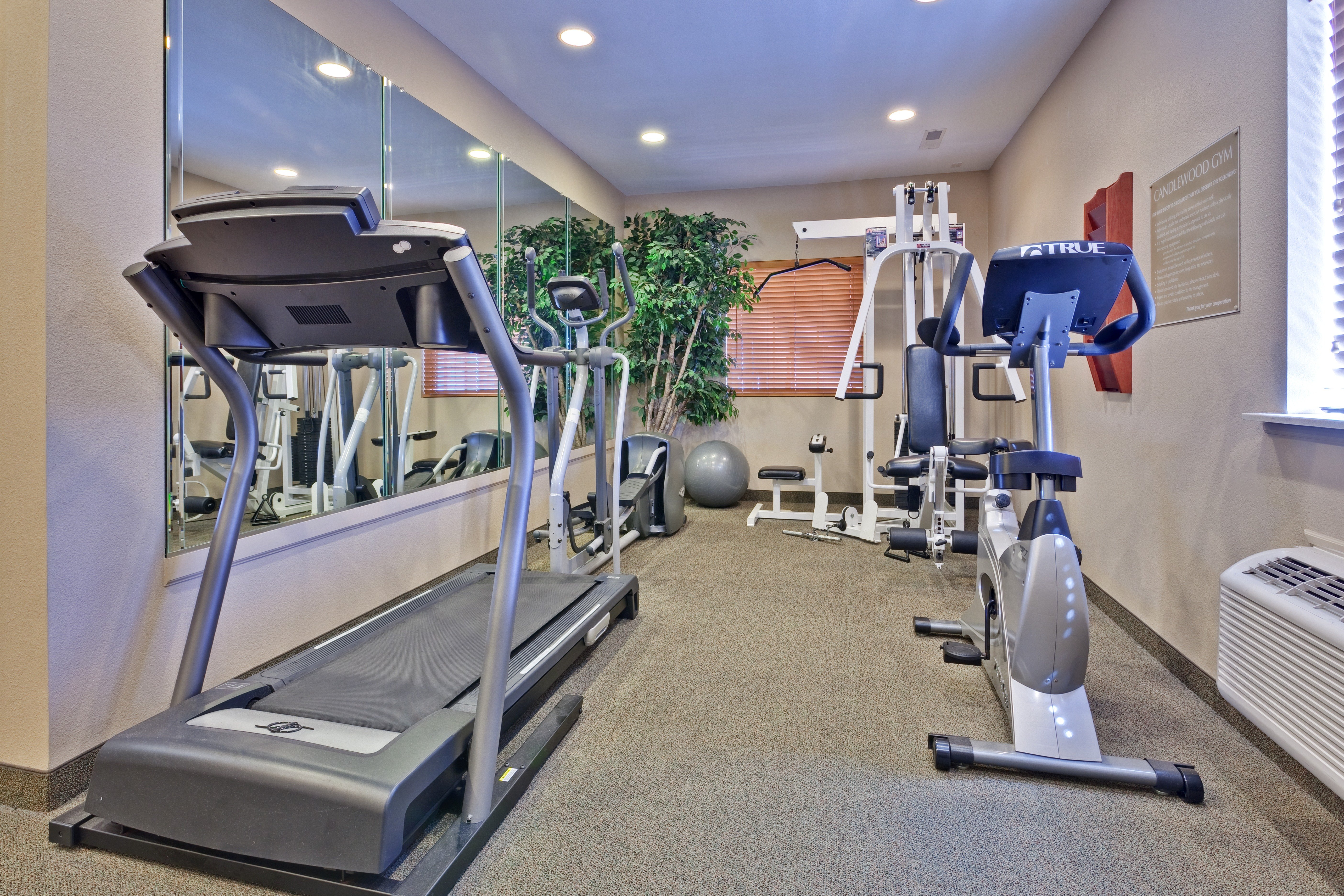 Candlewood Suites Clarksville 25/47