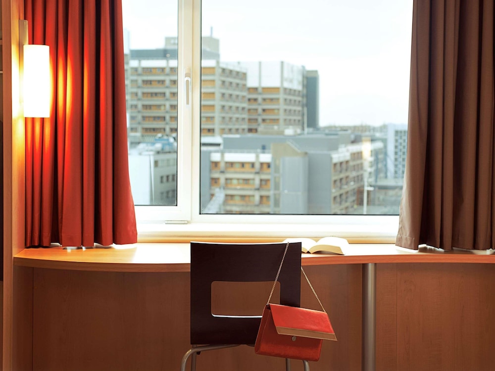 Ibis Augsburg Hauptbahnhof 26/45
