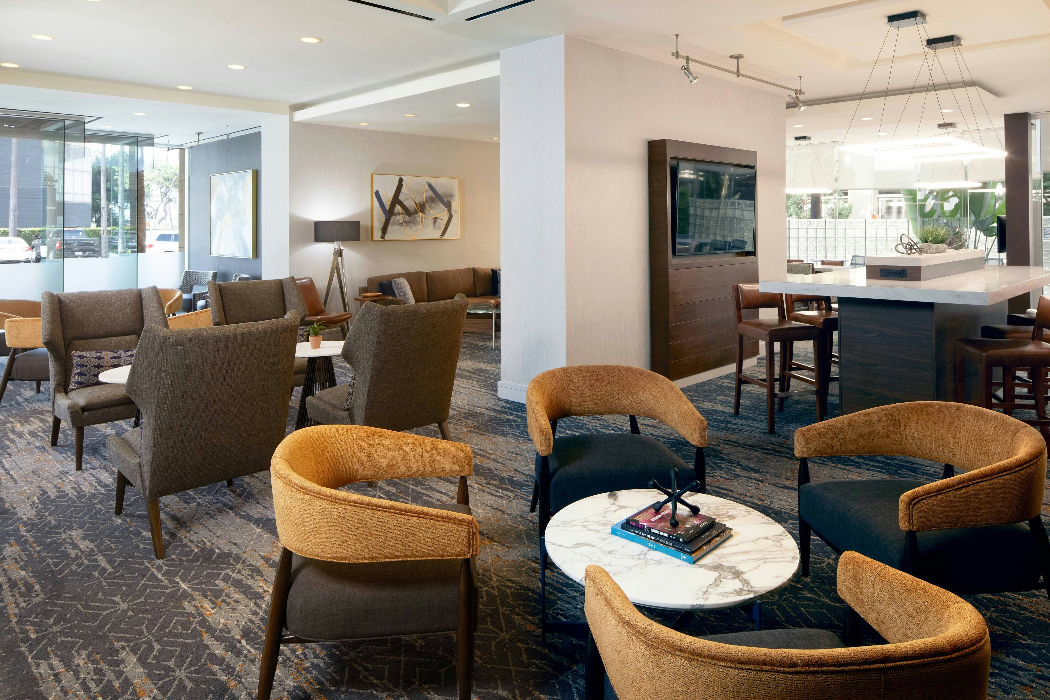 Courtyard By Marriott Los Angeles Lax Century Boulevard 13/19