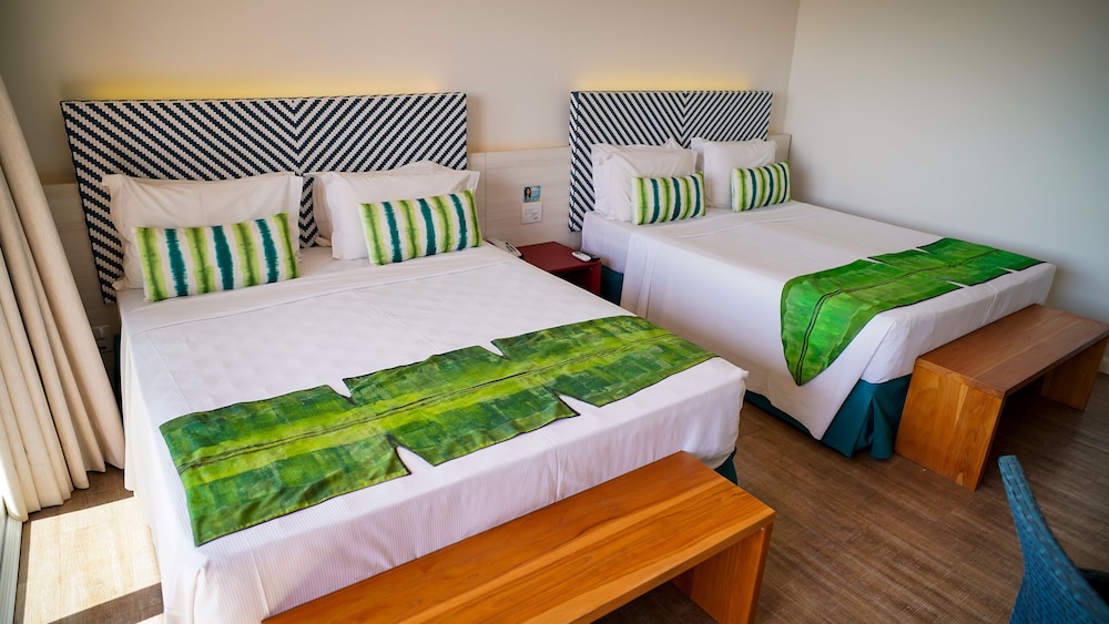 Hot Beach Resort 24/71