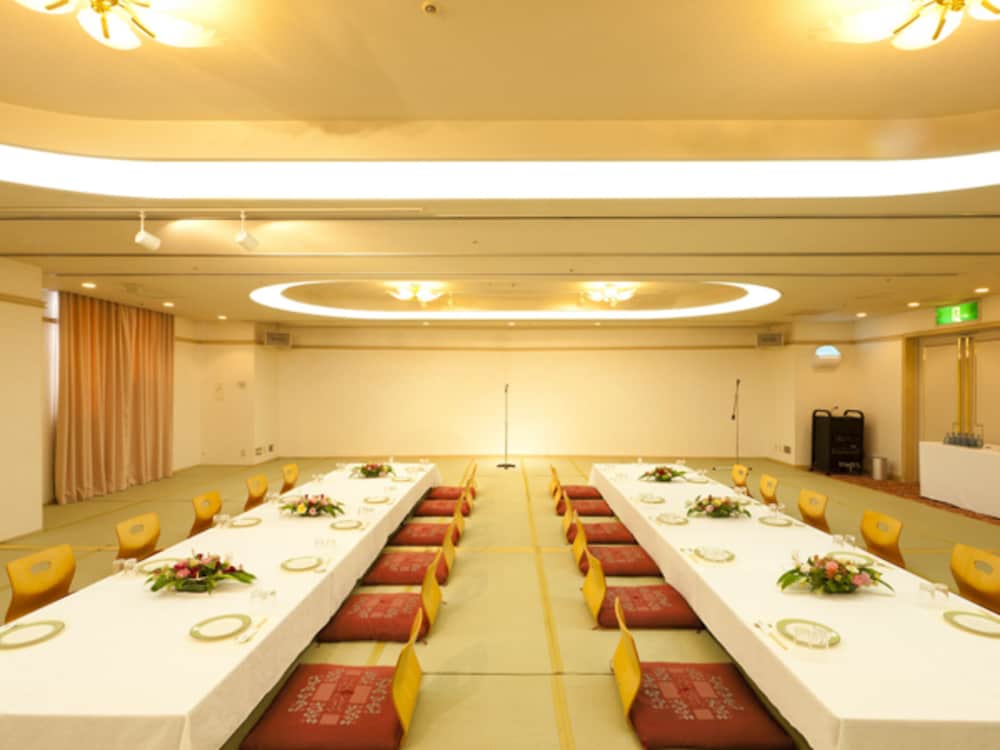 Hotel Livemax Budget Kagoshima (ex Hotel Livemax Kagoshima) 38/45