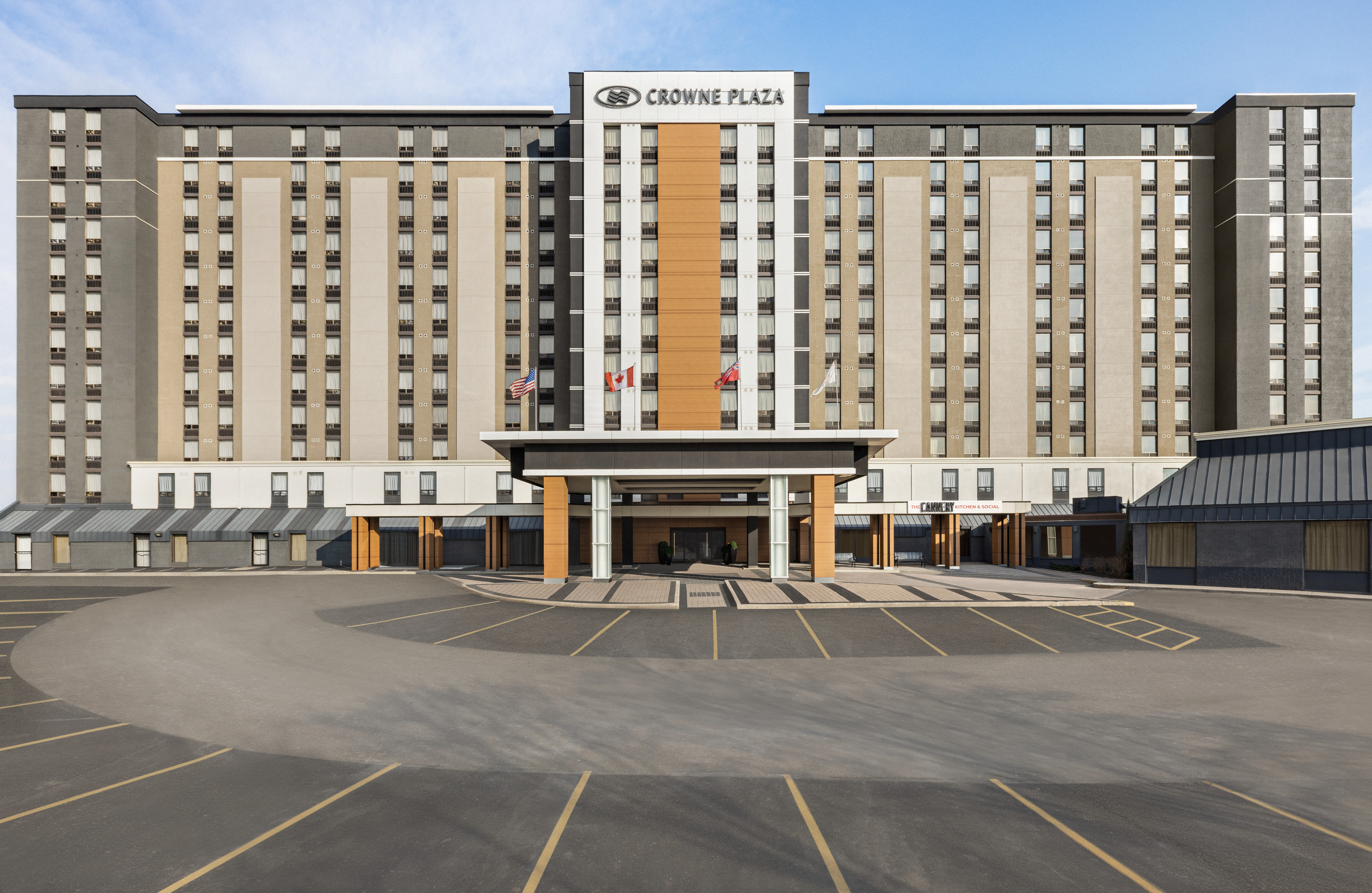 Crowne Plaza Toronto Airport 56/58