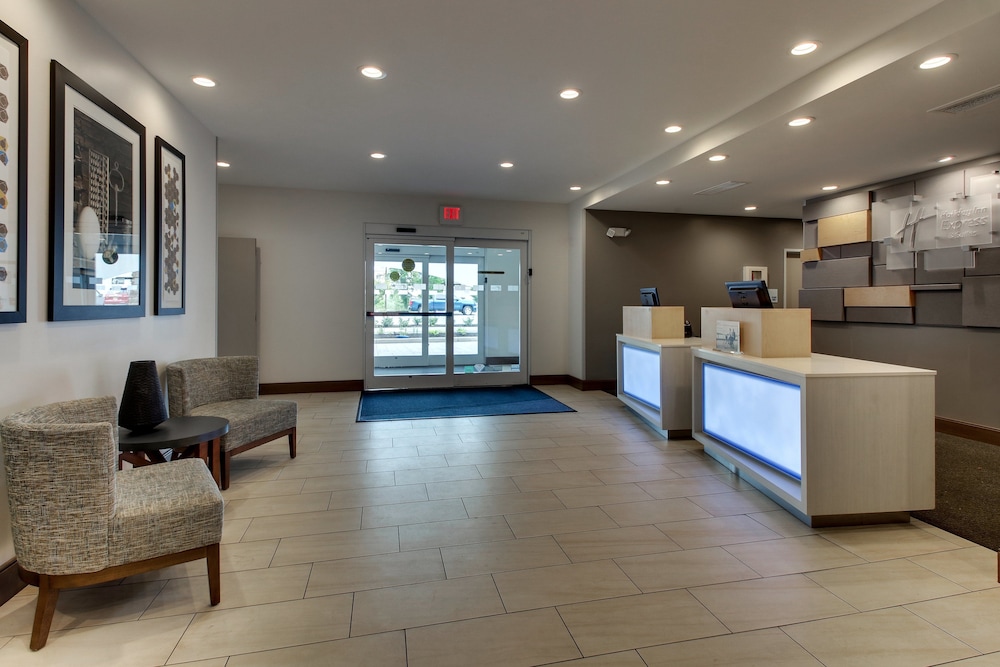 Holiday Inn Express Suites Ithaca 56/69