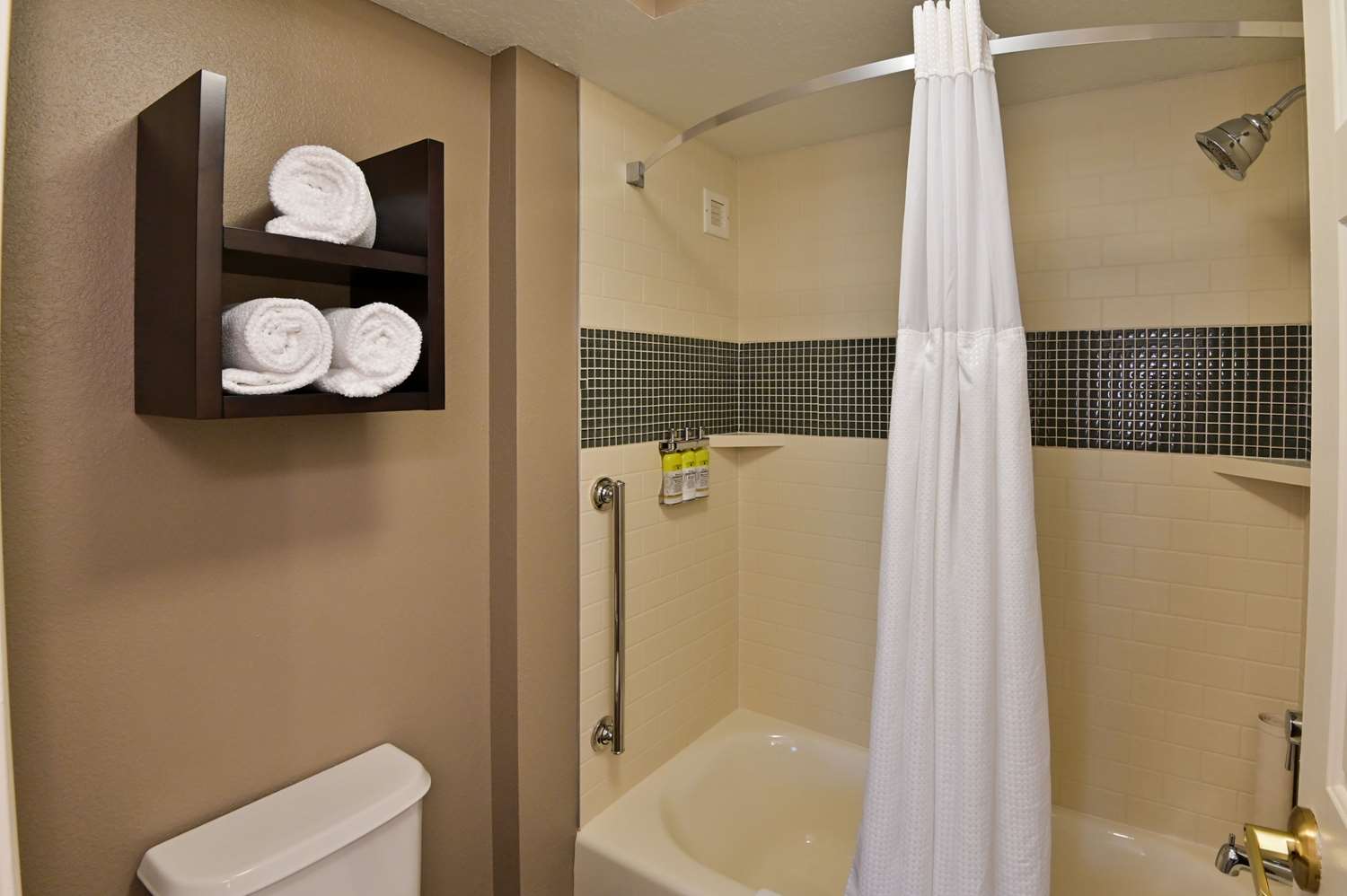 Sonesta ES Suites Fort Lauderdale Plantation 24/24