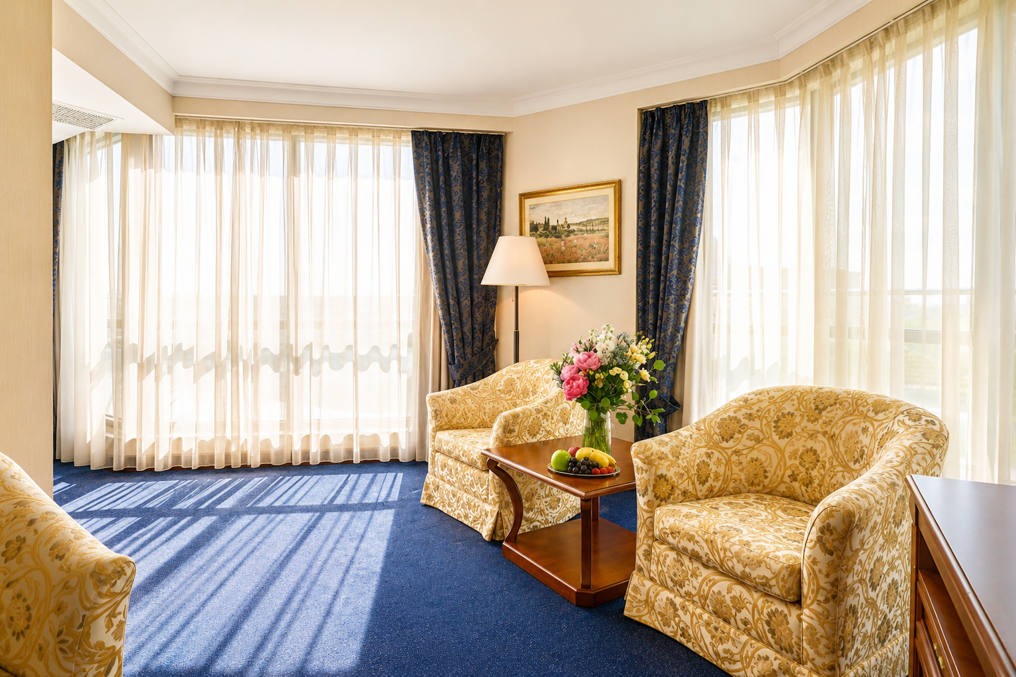 Crystal Palace Boutique Hotel 48/68