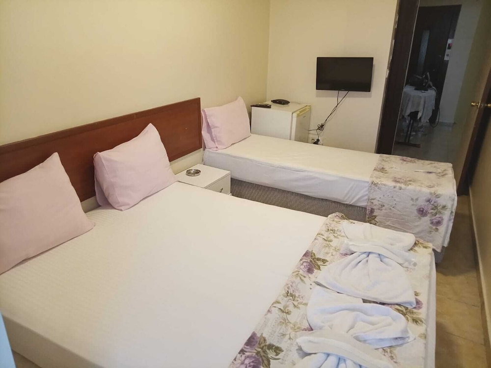 Sah Hotel 18/58