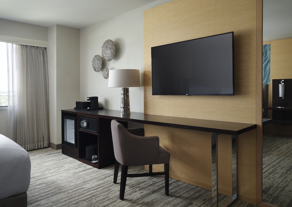 Boca Raton Marriott At Bocacenterhotel 47/48