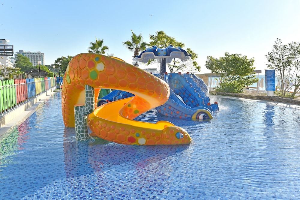 Grifid Encanto Beach Ultra All Inclusive 42/49