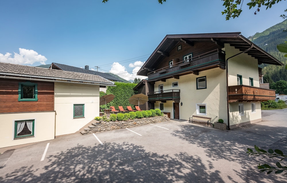 Bruggerhof 5/68
