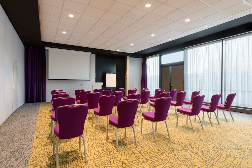 Park Inn By Radisson Lille Grand Stade 39/43