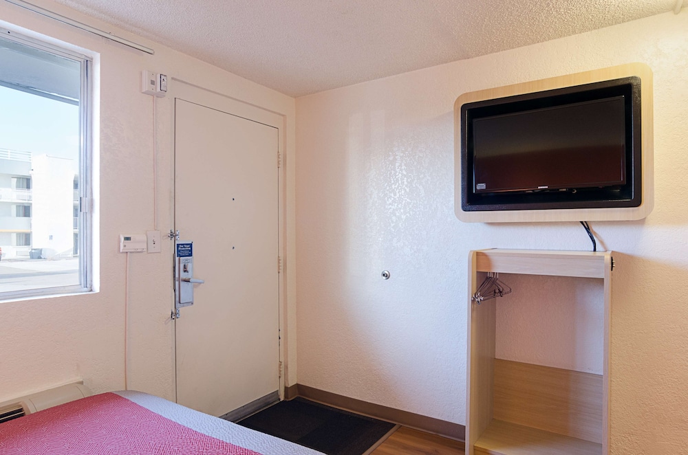Motel6 Denver, CO – Downtown 38/58