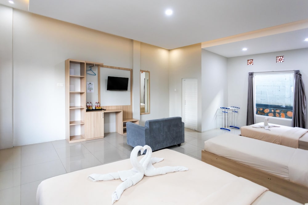 Villa Panderman Indah 35/64