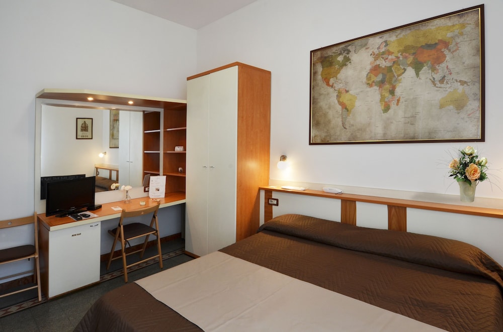 Hotel La Torre Pisa 42/60